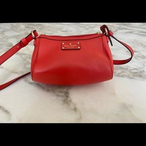 Red/orange medium crossbody Kate spade purse